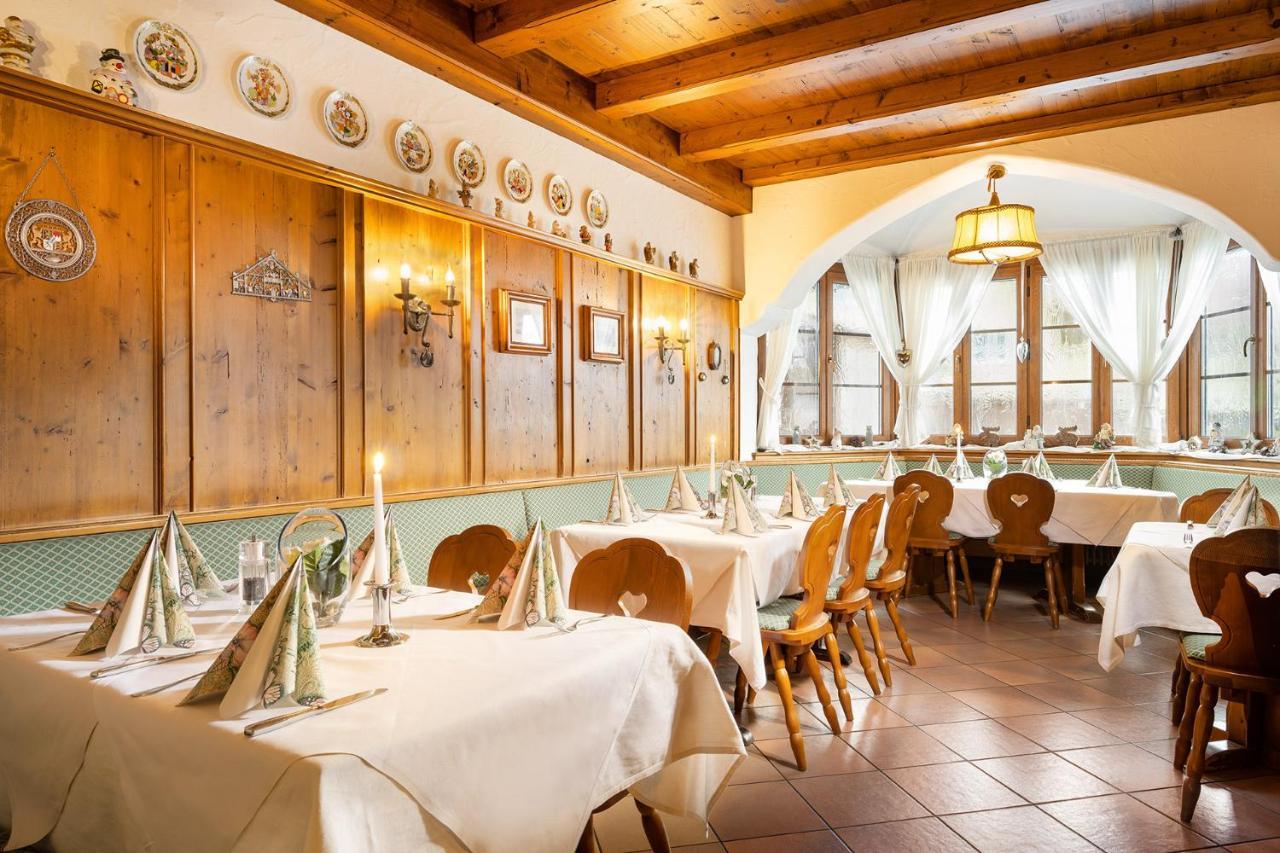 Hotel Neuwirt Hallbergmoos Bagian luar foto