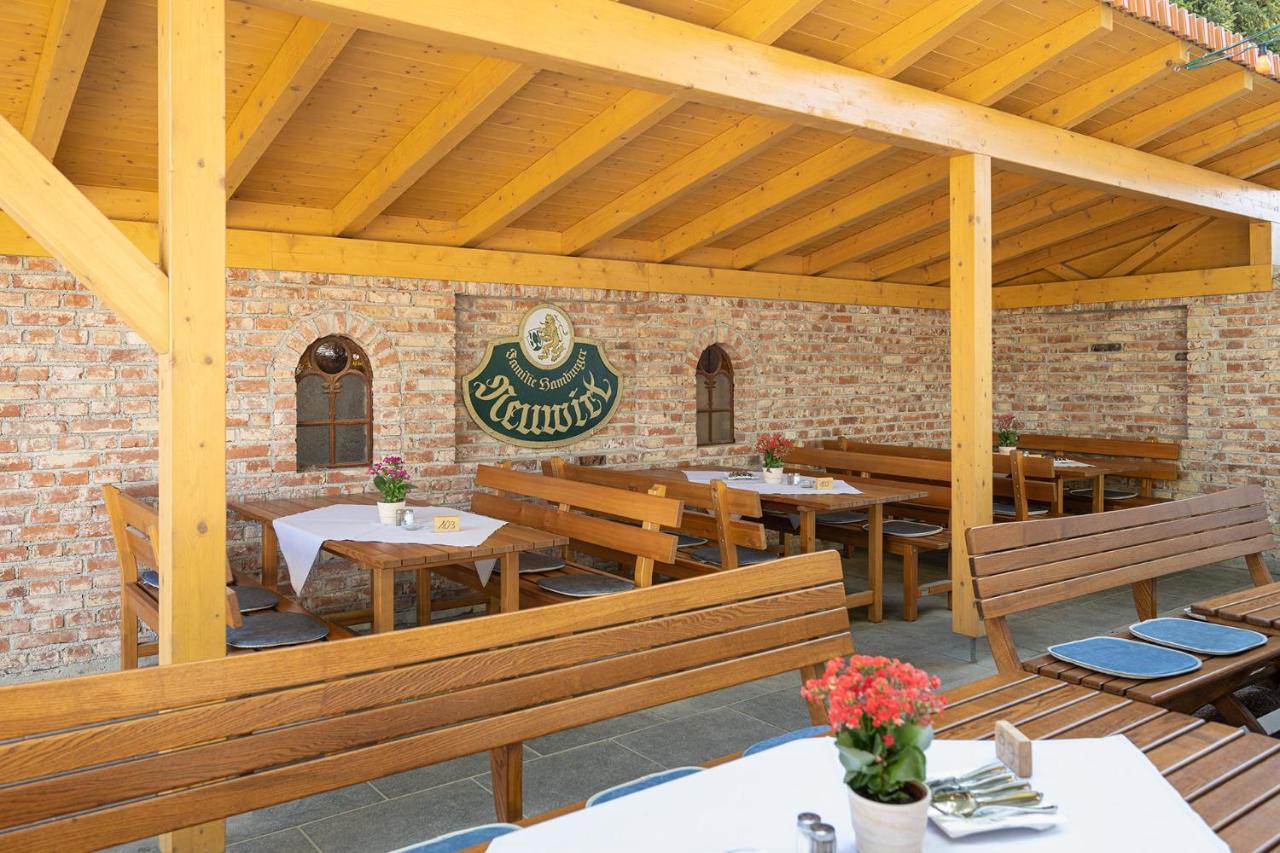 Hotel Neuwirt Hallbergmoos Bagian luar foto