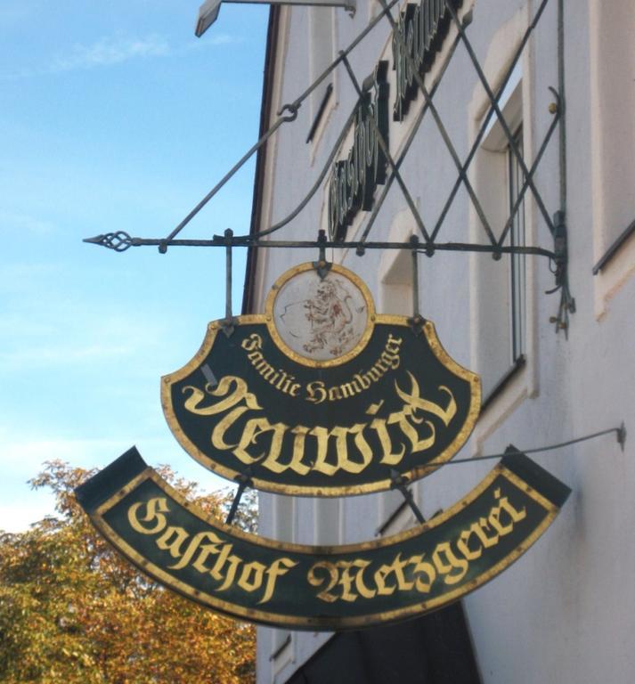 Hotel Neuwirt Hallbergmoos Bagian luar foto