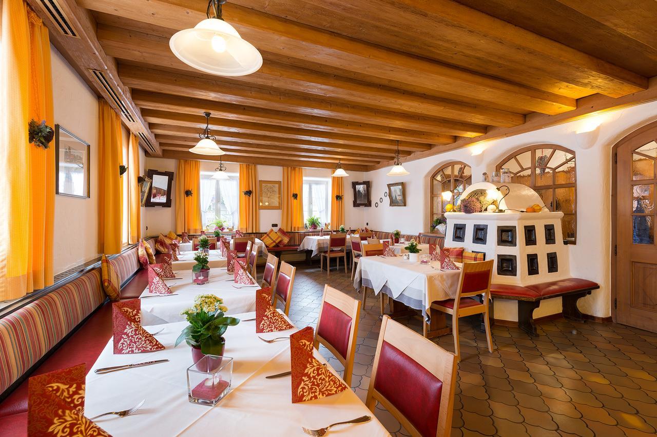 Hotel Neuwirt Hallbergmoos Bagian luar foto
